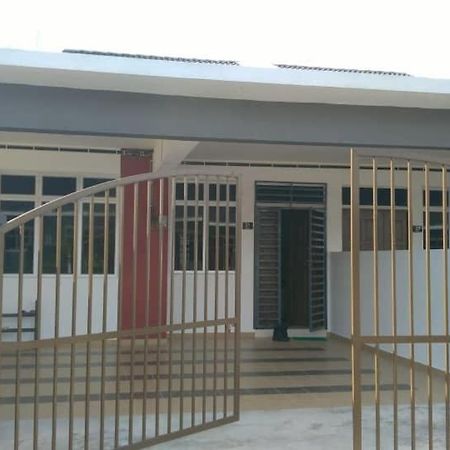 Reenvillahomestayportdickson Port Dickson Exterior foto